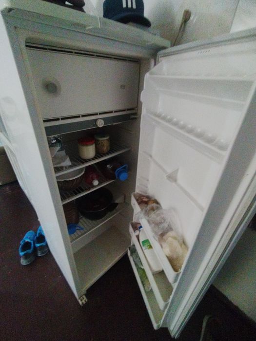 Холодильник бирюса