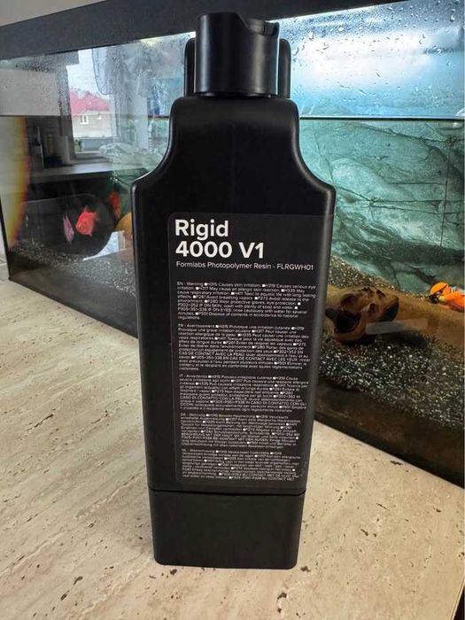 Vând rășină fotopolimerică Formlabs Rigid 4000 V1 – Sigilată