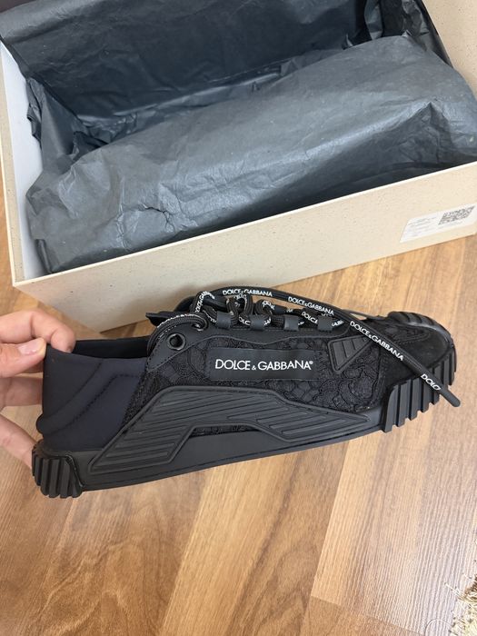 Абсолютно новые кроссовки Dolce&Gabbana