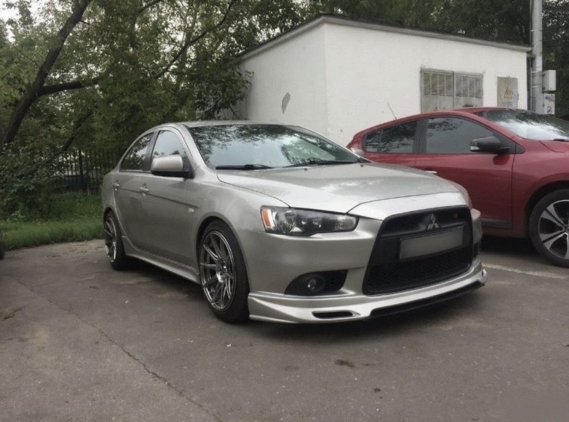 Накладка на Лансер 10 Губа на бампер Пороги Lancer (X) 10