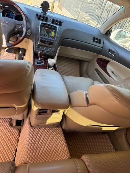 Lexus GS 450h 350 cai