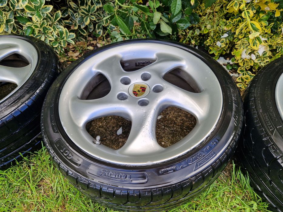 RH Turbo ( Porsche ) Twist