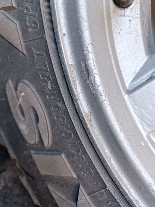 Комплект колес с дисками на джип