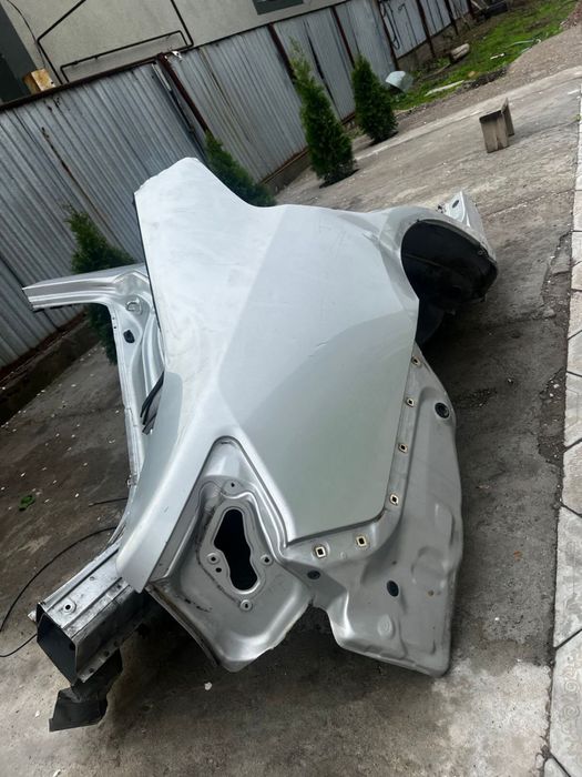 Задный крыло Камри 50, 55