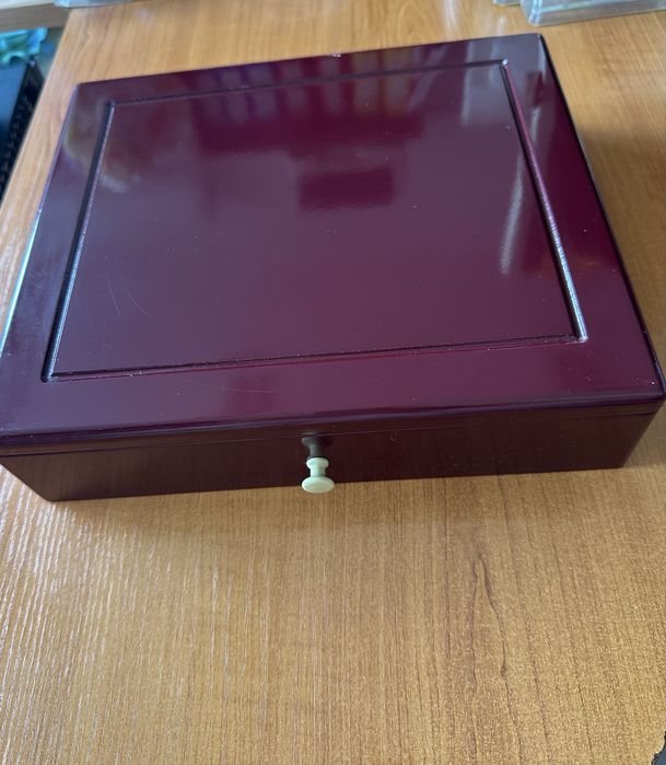 12 позлатени медални монети от колекция “Бележити българи”