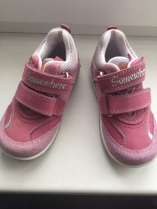 Детские кроссовки