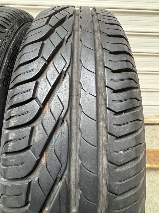 Автомобилни гуми 155 70 13 Uniroyal