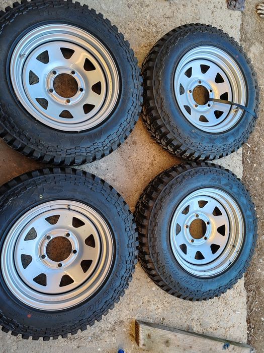 Roti, anvelope Suzuki jimny lada niva..