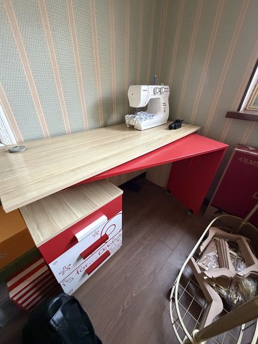 Продам письменный стол