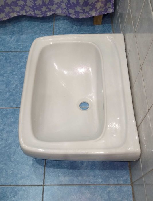 Раковина, умывальник б/у