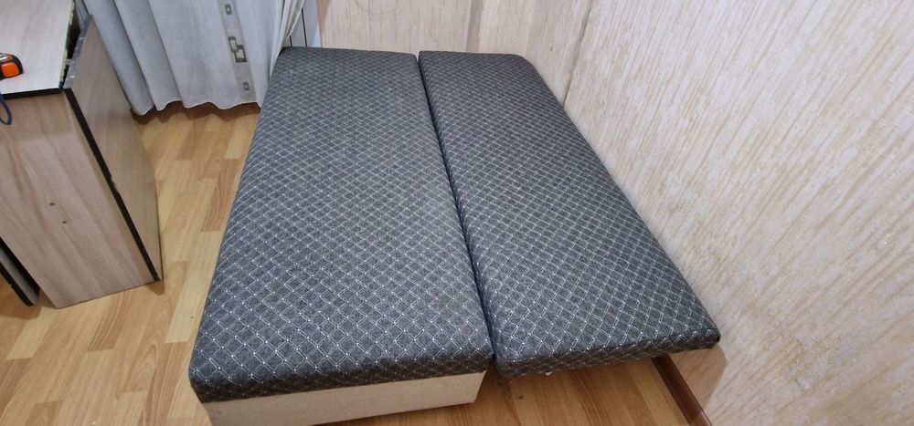 Продам диван раздвижной