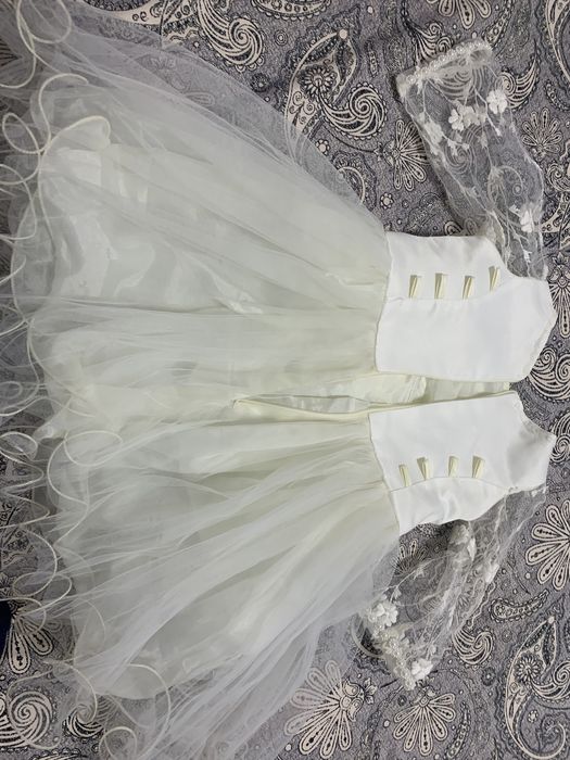 Продам детский платье