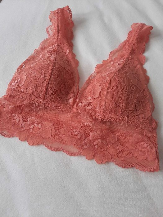 Set dantela H&M nou S