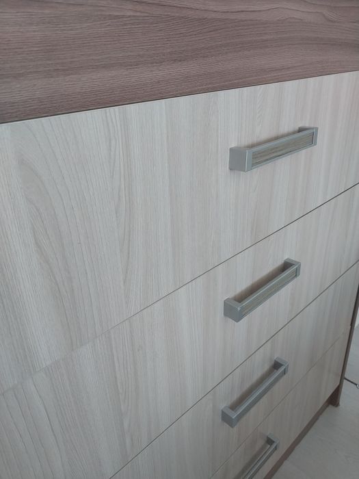 Комод в хорошем состояние