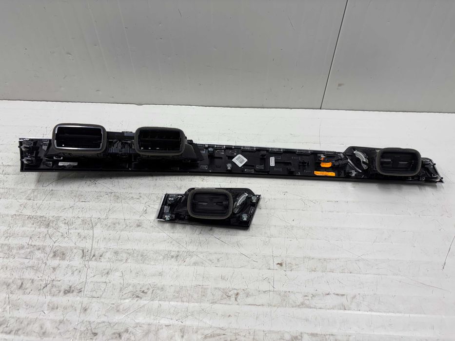 Декоративна Лайсна табло за БМВ Ф48 BMW F48 Pearl dark