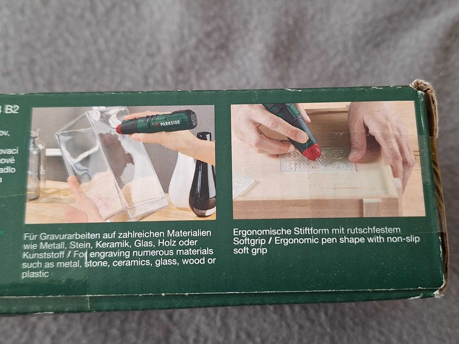 Aparat de gravură Parkside (model PAGG 4 B2), pe acumulator, destinată gravării pe  materiale precum metal, piatră, ceramică, plastic, sticlă și lemn