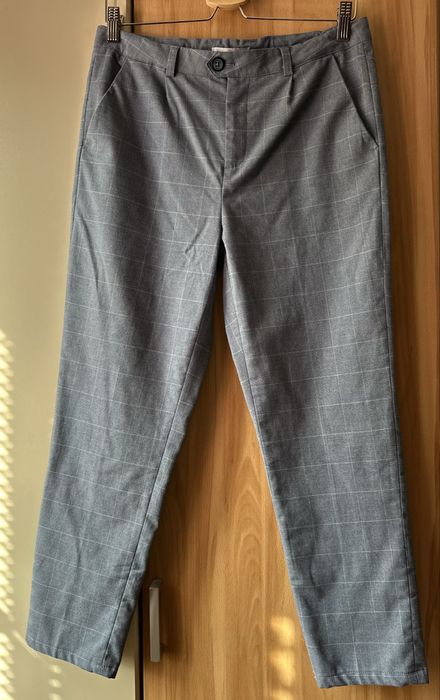 Елегантен мъжки костюм Reserved