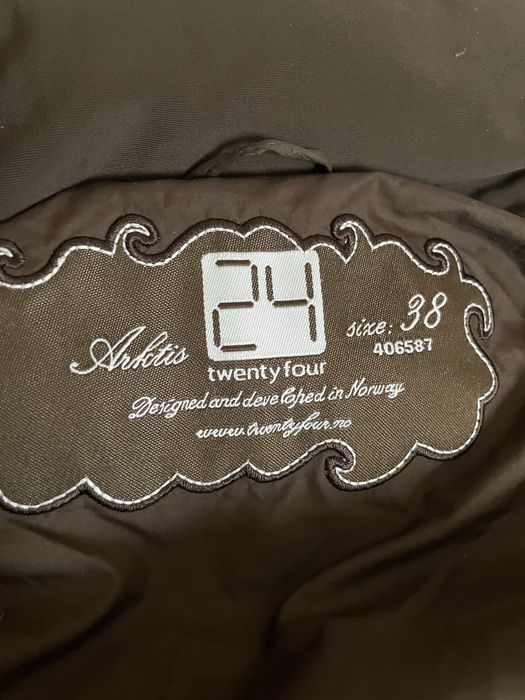 Зимно пухено яке с естествен пълнеж