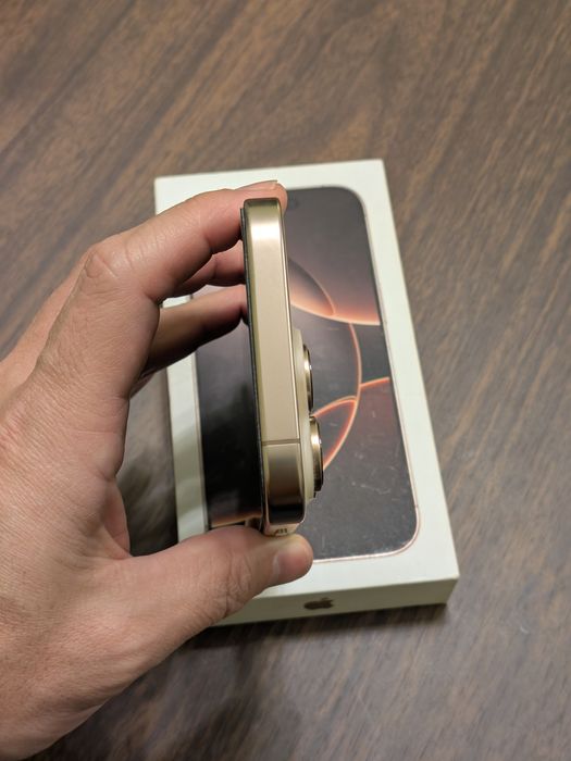 Iphone 16 Pro 256gb desert titanium