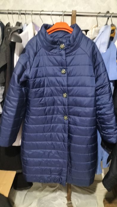 Продаётся пальто новые