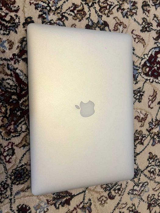 MacBook Pro Retina 15" (Mid 2015) | Core i7 | 16GB RAM | 256GB SSD