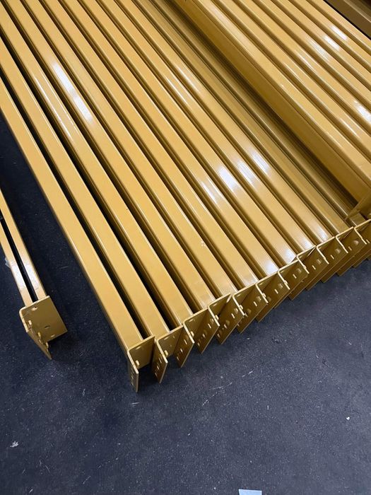 Rafturi metalice depozitare manual