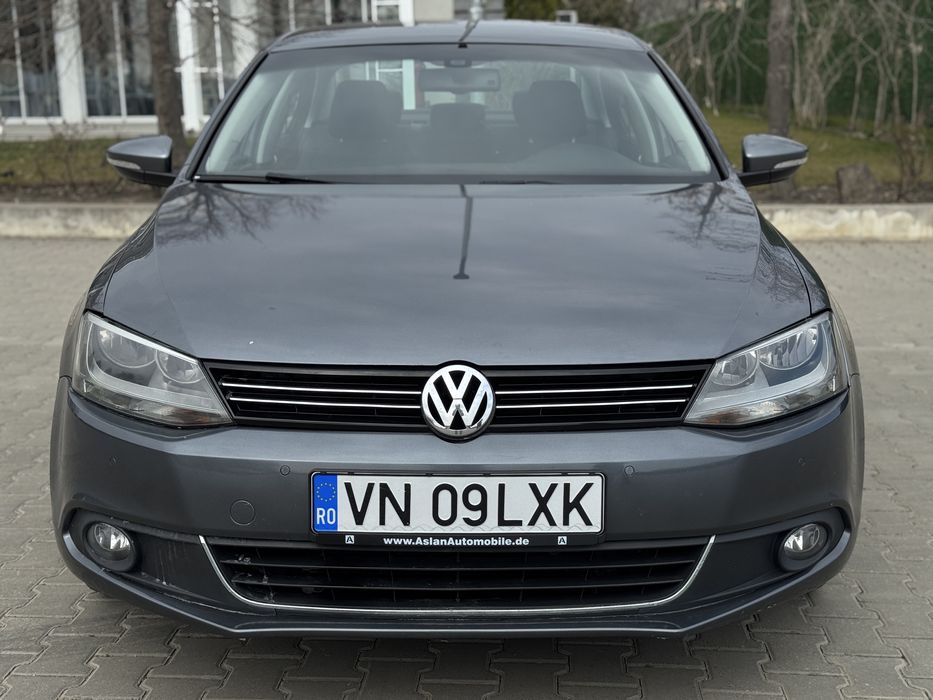 Volkswagen Jetta 1.6 Tdi Bluemotion POSIBILITATE RATE /AVANS 0