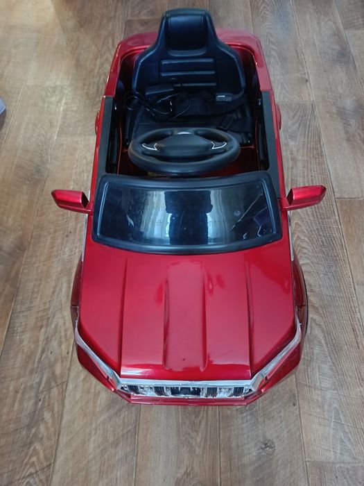 Продам электромобиль для ребенка 2-5 лет