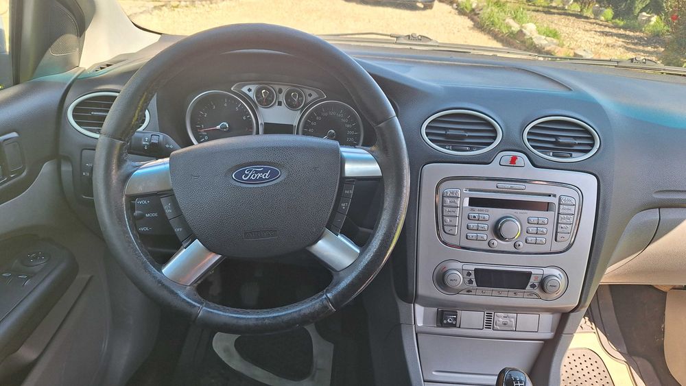 Vând Ford Focus 2008