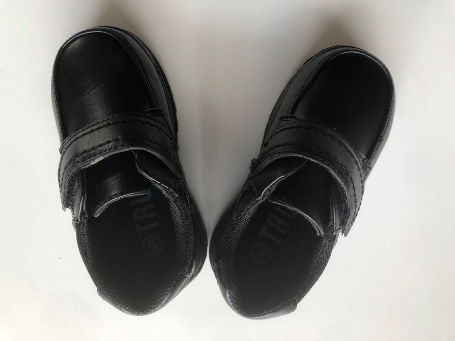 НОВИ Кожени обувки за момченце от Англия