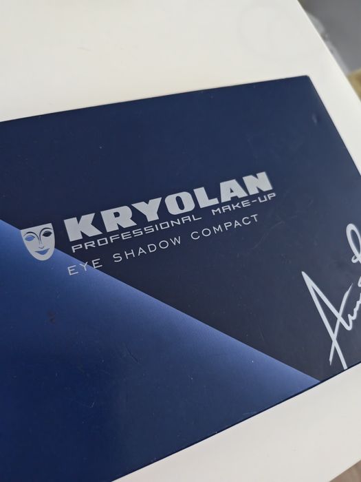 Нова палитра сенки криолан