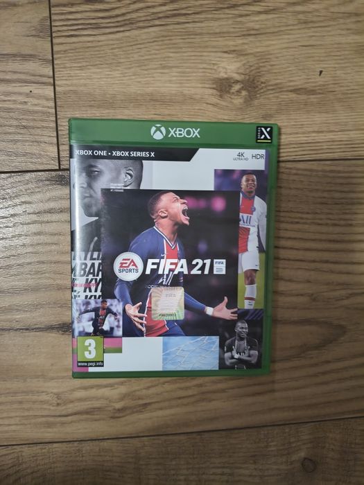 Xbox One S 2 manete si jocuri