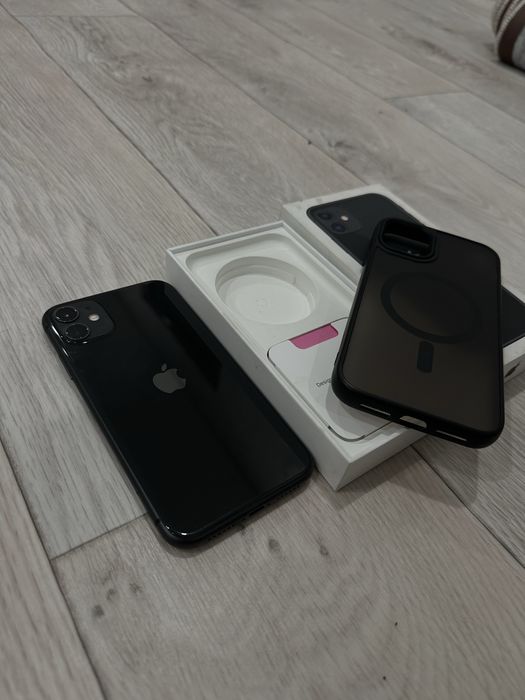Продаю айфон 11 64gb