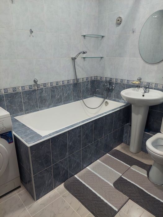 Своя.Иностранцу.Метро Буюк Ипак Йули.