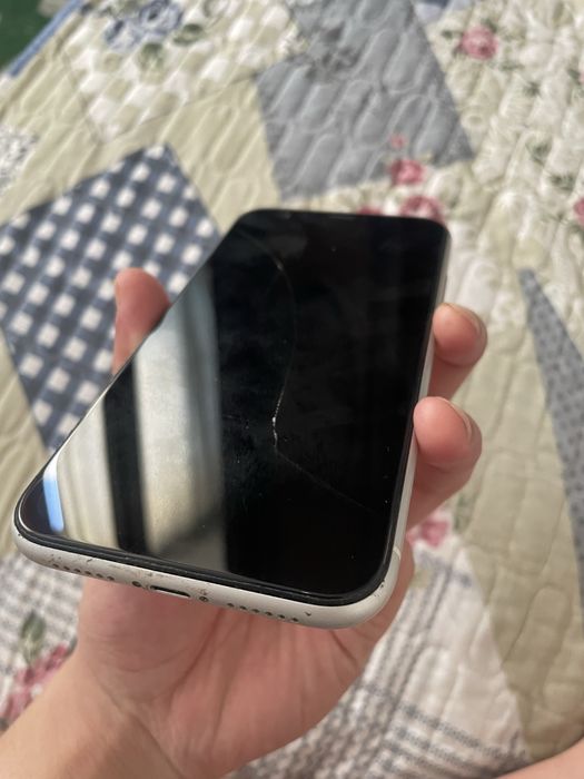 Продам Iphone Xr 128gb