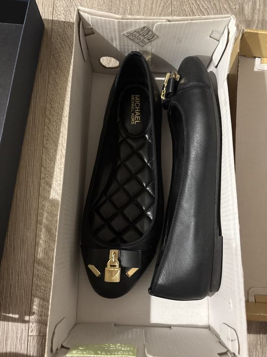 Продам балетки черные Michael kors