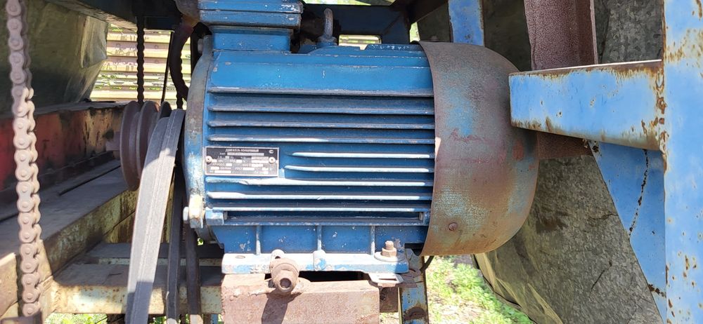 Электродвигатель