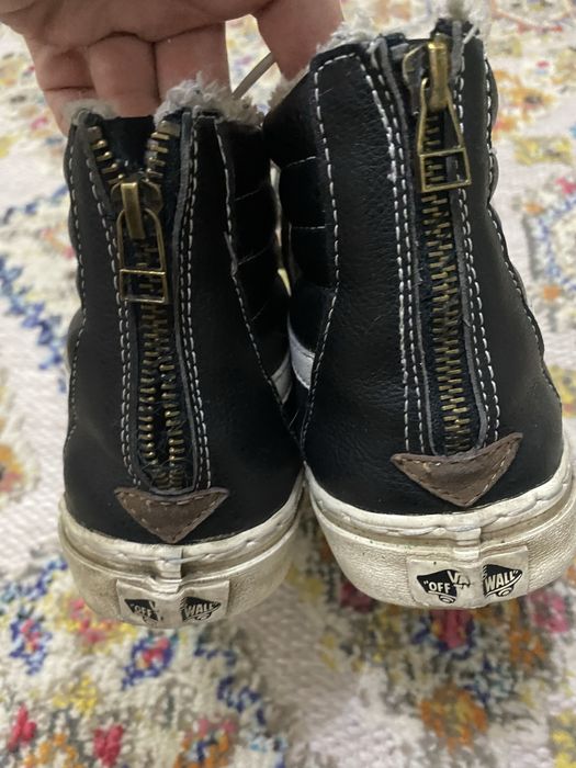 Ботинки Vans утепленные.