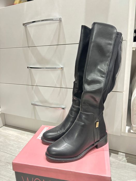 Дамски черни ботуши