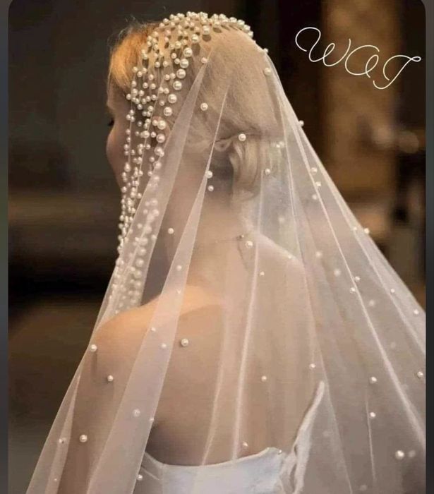 Воал с перли.
