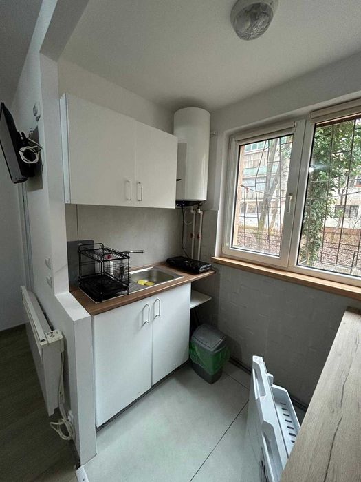 Garsonieră de închiriat Sector 4