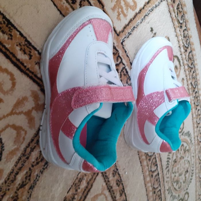 кроссовки детские
