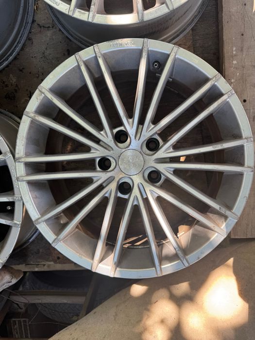 Jante BMW r18 et35 8j 5x120