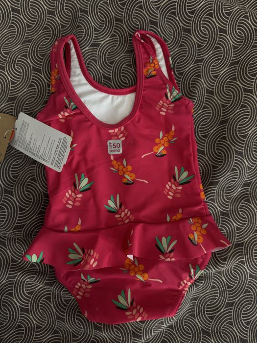 Продам детскйи купальник