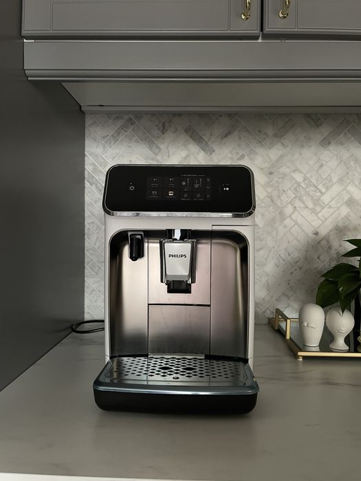 Espressor automat Philips LatteGo EP2333/40 Garantie 2 ani PRET FIX