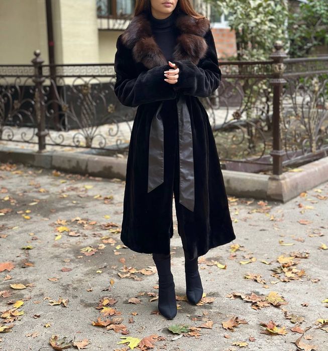 Натуральные Норковые шубы.Состояние как новое.Распродажа