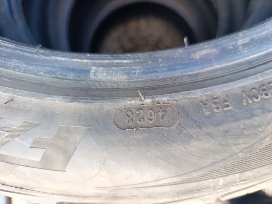 Продам шины R 17