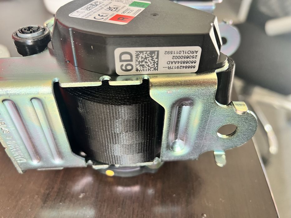 Centura spate centru  Dacia Logan 3 Clio 4 cu capsa pirotehnica