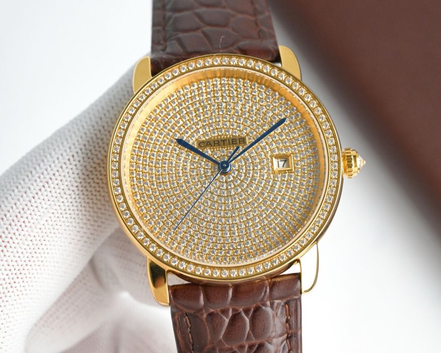 Часы Cartier бриллиантами
