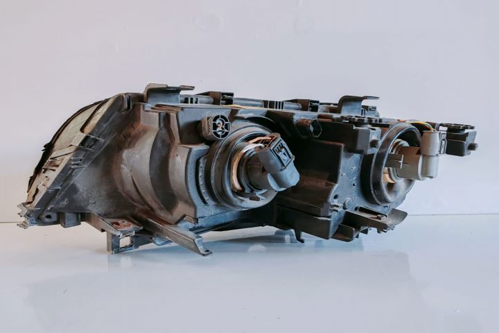 Far dreapta 0301089206 BMW Seria 3 E46